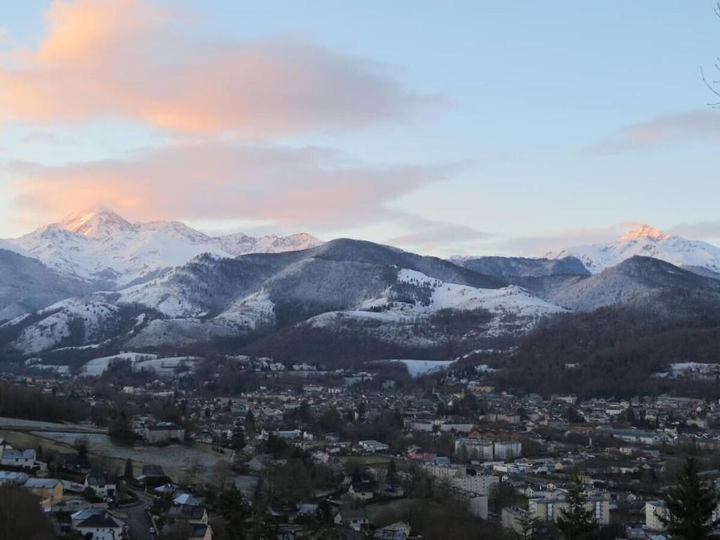 Terrasse, Jardin,, Appartement 80M², Vue Montagne, Wifi, Bureau 巴涅尔德比戈尔 外观 照片